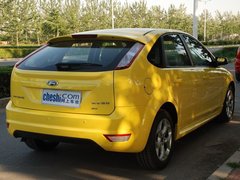 2011款 两厢 1.8L 自动 时尚型