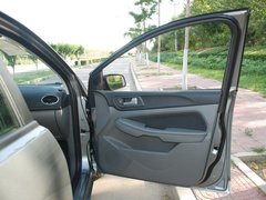 2011款 两厢 1.8L 自动 时尚型