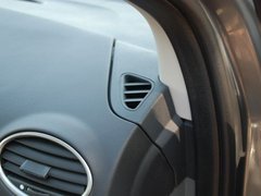 2011款 两厢 1.8L 自动 时尚型