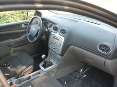 2011款 两厢 1.8L 自动 时尚型