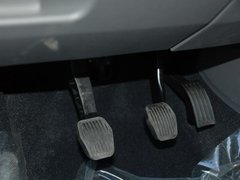 2011款 两厢 1.8L 自动 时尚型
