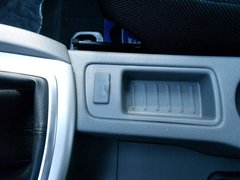 2011款 两厢 1.8L 自动 时尚型