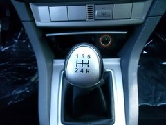 2011款 两厢 1.8L 自动 时尚型