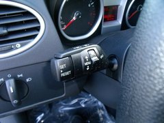 2011款 两厢 2.0L 自动 运动型