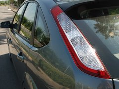 2011款 两厢 2.0L 自动 运动型