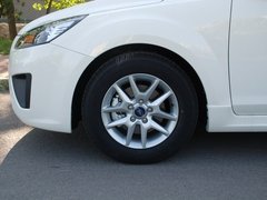 2011款 两厢 2.0L 自动 运动型
