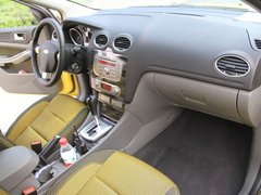2011款 两厢 2.0L 手动 运动型