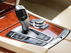 2010款 740Li 豪华型