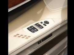 2010款 740Li 豪华型