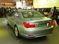 2010款 740Li 豪华型