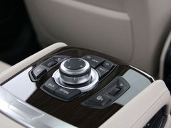 2010款 740Li 豪华型