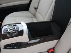 2010款 740Li 豪华型