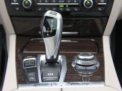 2010款 740Li 豪华型