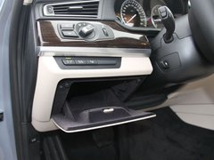 2010款 740Li 豪华型