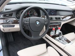 2010款 740Li 豪华型