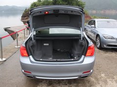 2010款 740Li 豪华型