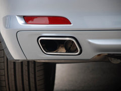 2010款 740Li 豪华型