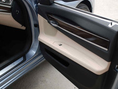 2010款 740Li 豪华型