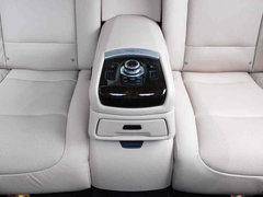 2010款 740Li 豪华型