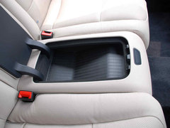 2010款 740Li 豪华型