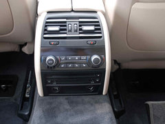 2010款 740Li 豪华型