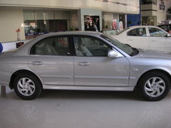 2005款 2.5 GOLD 自动 尊贵型