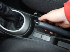 2010款 1.5L CVT 豪华型 5座