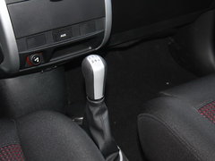 2010款 1.5L CVT 豪华型 5座