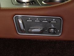 2010款 6.0 V12 