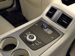 2010款 6.0 V12 