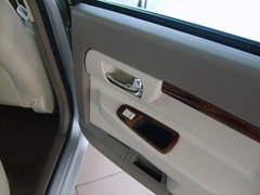 2006款 君威 2.5L 豪华版