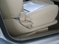 2006款 君威 2.5L 豪华版