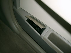 2006款 君威 2.5L 豪华版