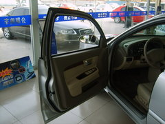 2006款 君威 2.5L 豪华版