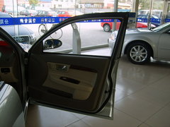 2006款 君威 2.5L 豪华版