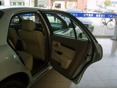 2006款 君威 2.5L 豪华版