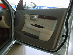 2006款 君威 2.5L 豪华版
