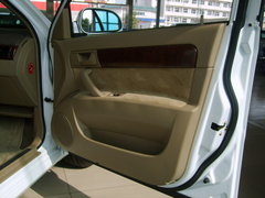 2008款 1.8L 自动 LE