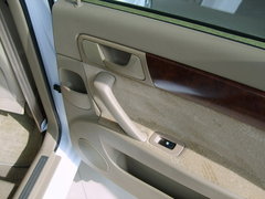 2008款 1.8L 自动 LE