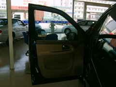 2006款 2.5 CT舒適版 1 7座