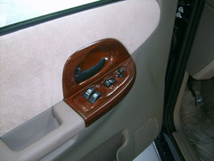 2006款 2.5 CT舒适版 1 7座