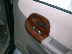 2006款 2.5 CT舒適版 1 7座