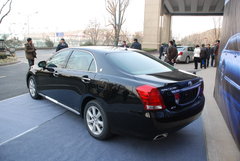 2010款 3.0L AT V6 Royal Saloon 尊享版