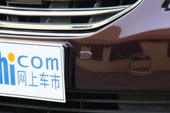 2010款 3.0L AT V6 Royal Saloon 尊享版