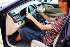 2010款 3.0L AT V6 Royal Saloon 尊享版