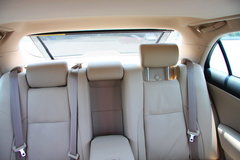 2010款 3.0L AT V6 Royal Saloon 尊享版