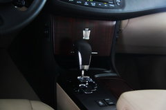 2010款 3.0L AT V6 Royal Saloon 尊享版