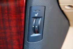2010款 3.0L AT V6 Royal Saloon 尊享版