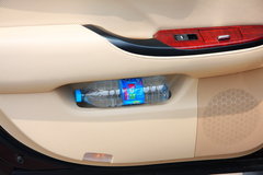 2010款 3.0L AT V6 Royal Saloon 尊享版