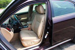 2010款 3.0L AT V6 Royal Saloon 尊享版